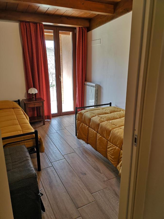 Agriturismo Vecchio Gelso Ortezzano Kültér fotó