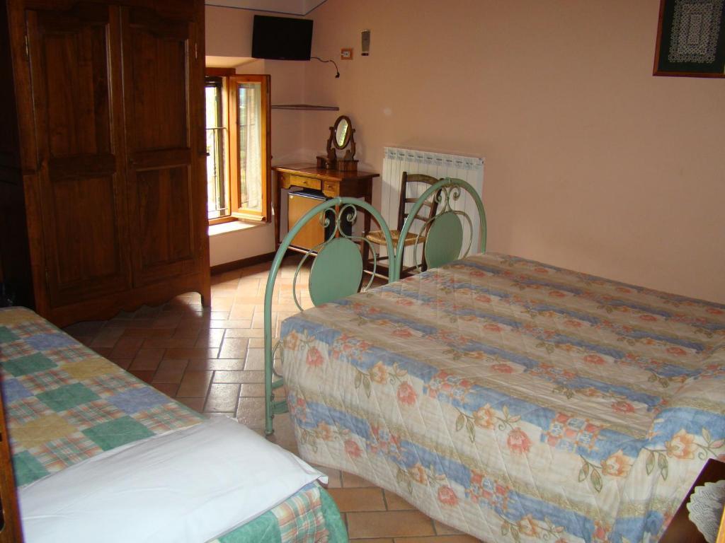 Agriturismo Vecchio Gelso Ortezzano Szoba fotó