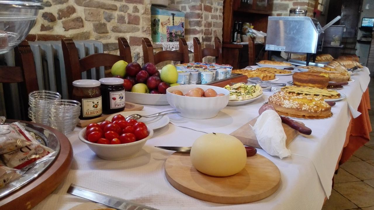 Agriturismo Vecchio Gelso Ortezzano Kültér fotó