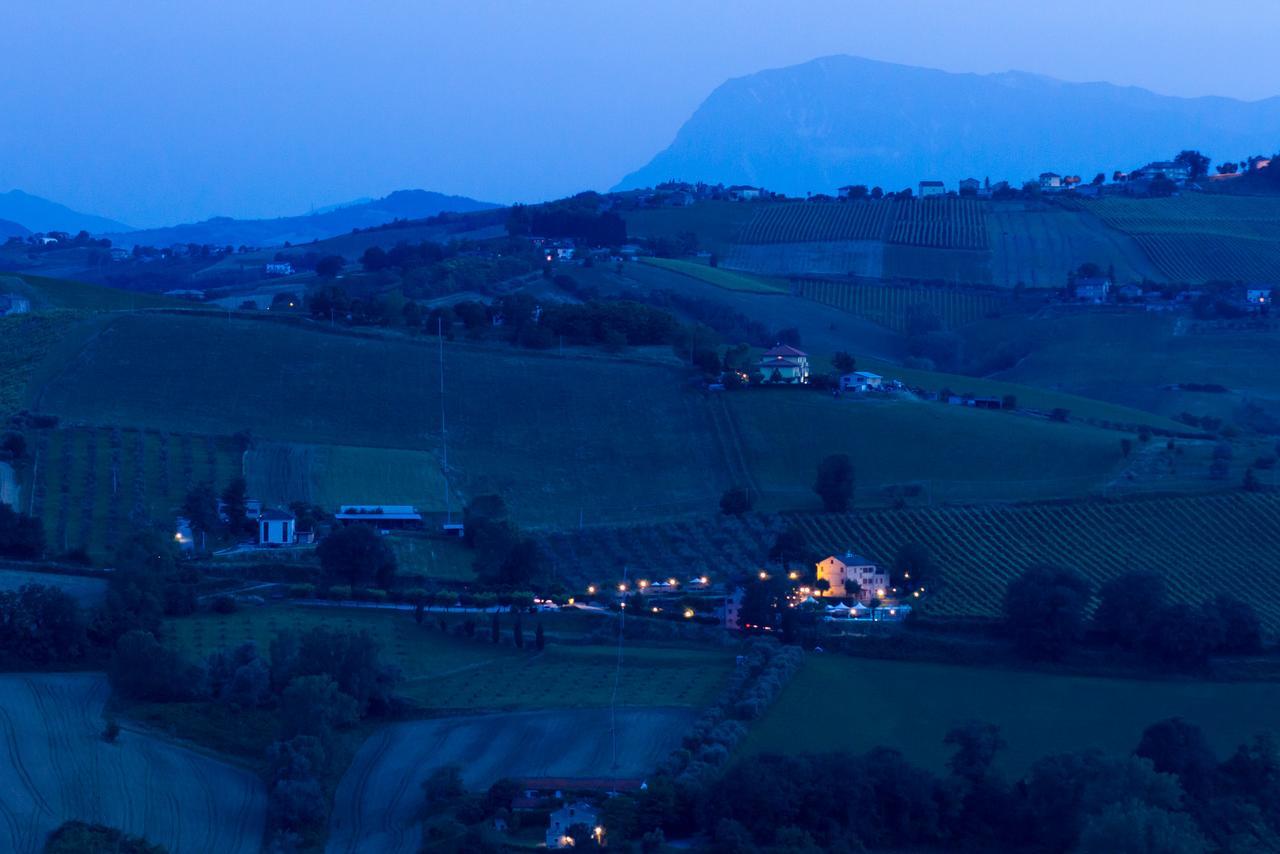 Agriturismo Vecchio Gelso Ortezzano Kültér fotó