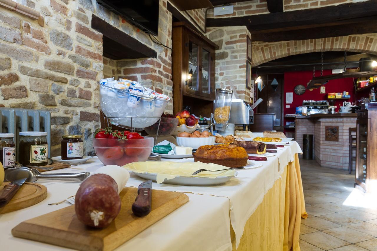 Agriturismo Vecchio Gelso Ortezzano Kültér fotó