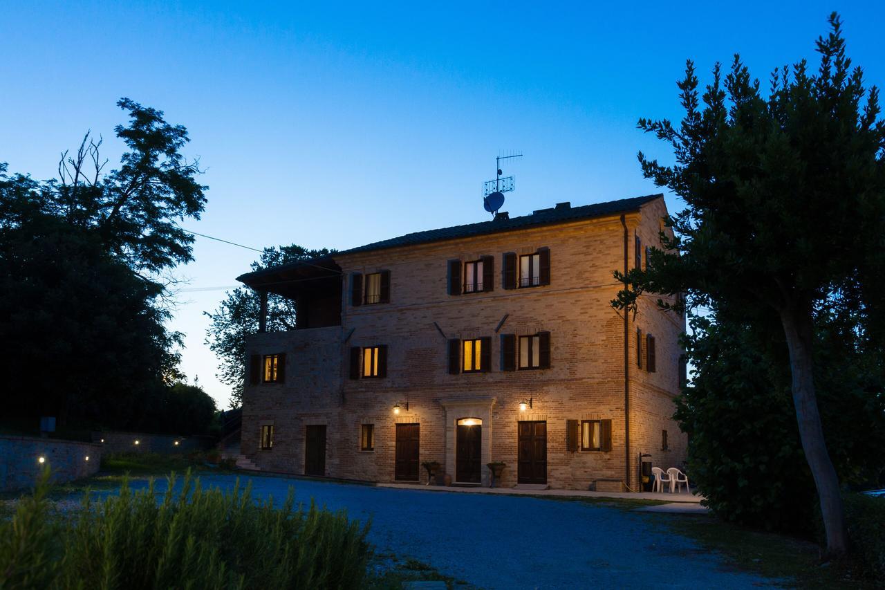 Agriturismo Vecchio Gelso Ortezzano Kültér fotó